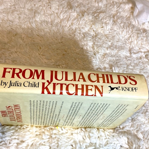 FROM JULIA CHILD’S KITCHEN by JULIA CHILD  VINTAGE HARDBACK 1975 - Picture 2 of 10